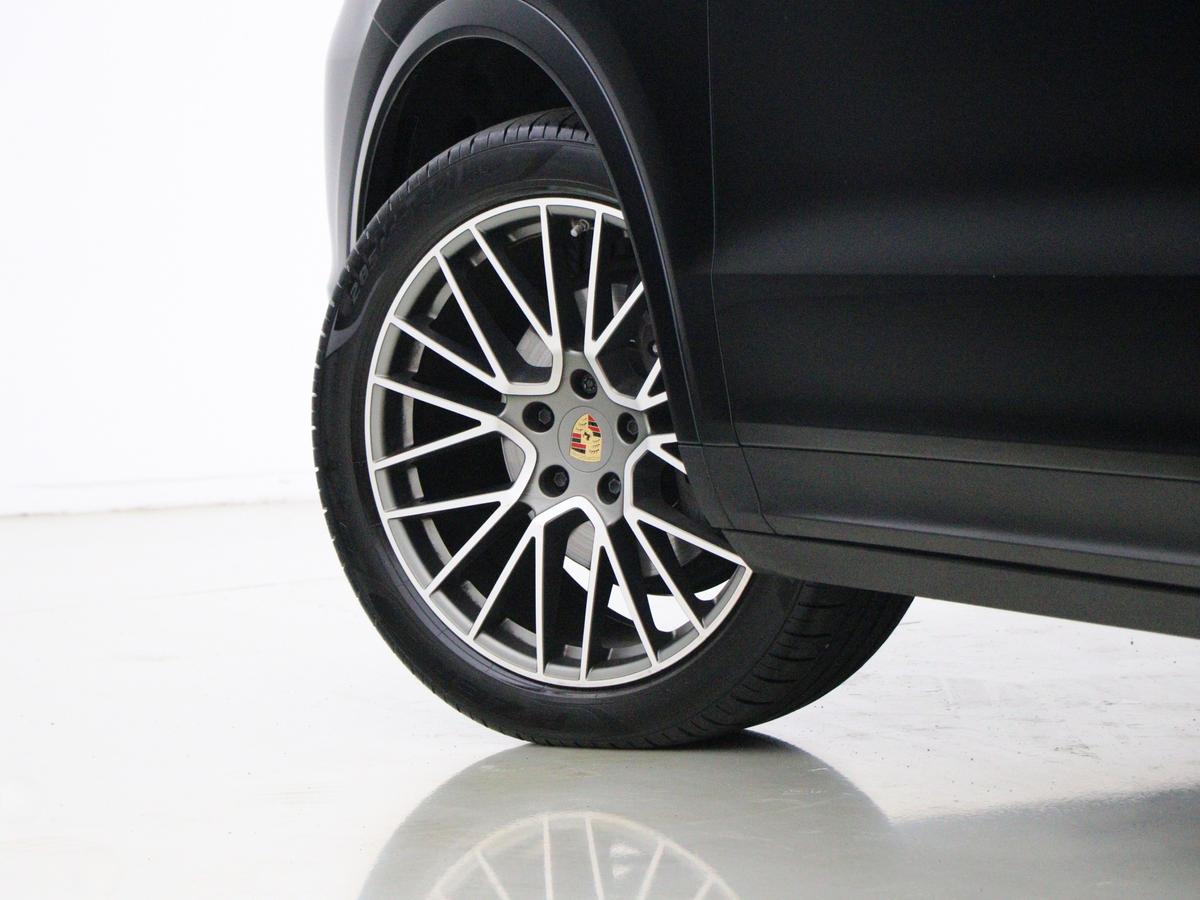Used Porsche Cayenne 2023 for sale - 76676453: Photo 10