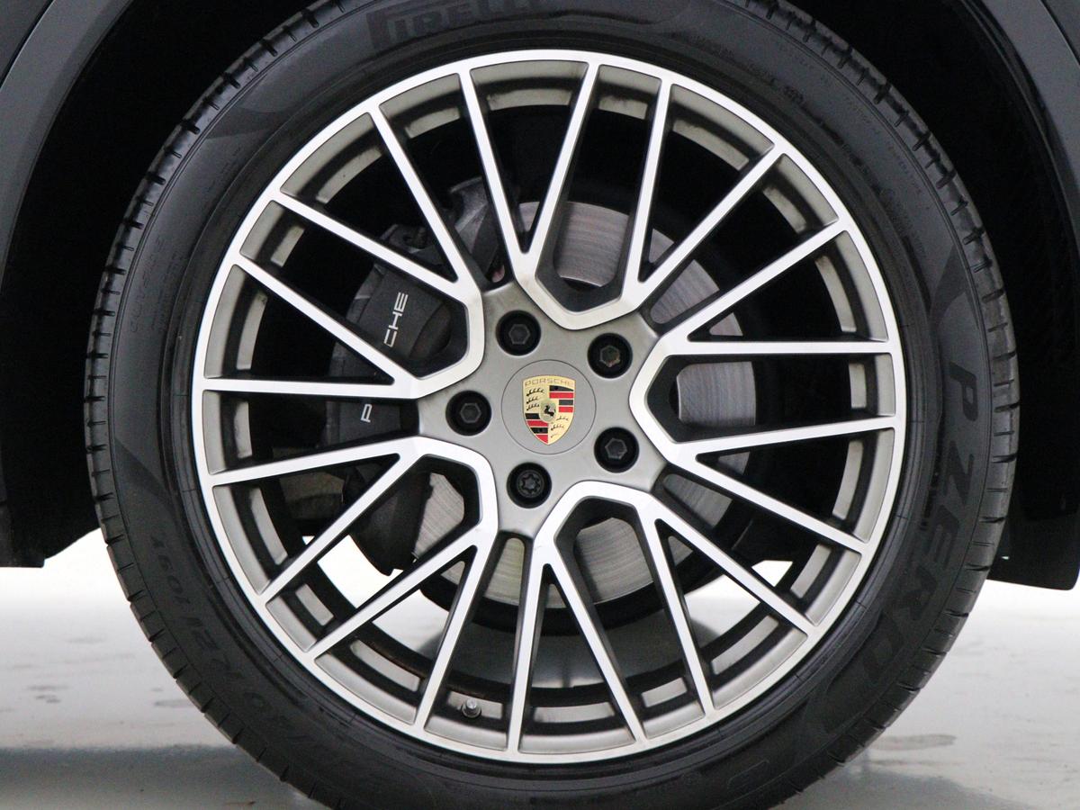 Used Porsche Cayenne 2023 for sale - 76676453: Photo 4