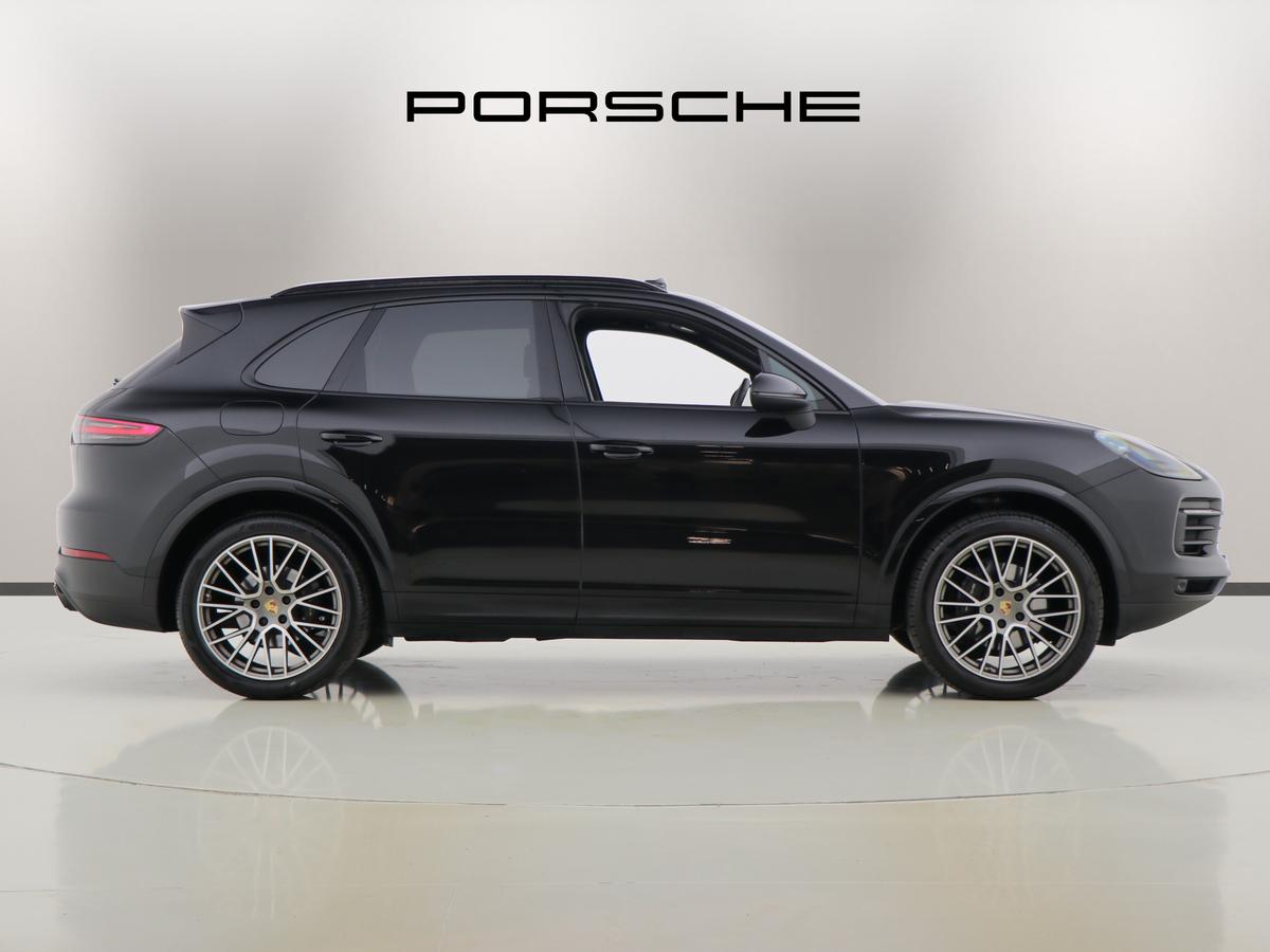 Used Porsche Cayenne 2023 for sale - 76676453: Photo 5