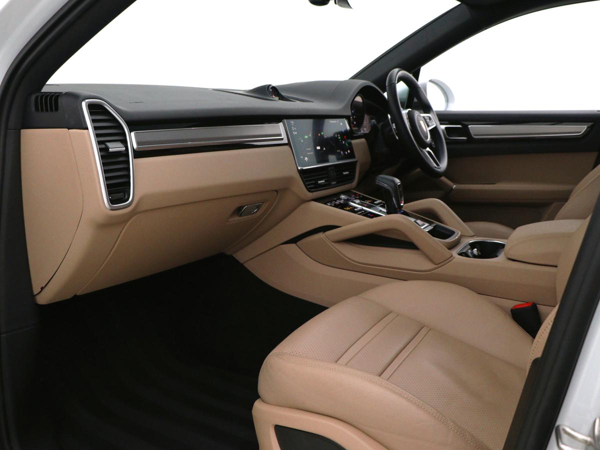 Used Porsche Cayenne 2023 for sale - 77533135: Photo 3