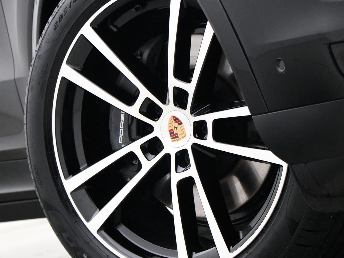 Used Porsche Cayenne 2025 for sale - 76678863: Photo 9