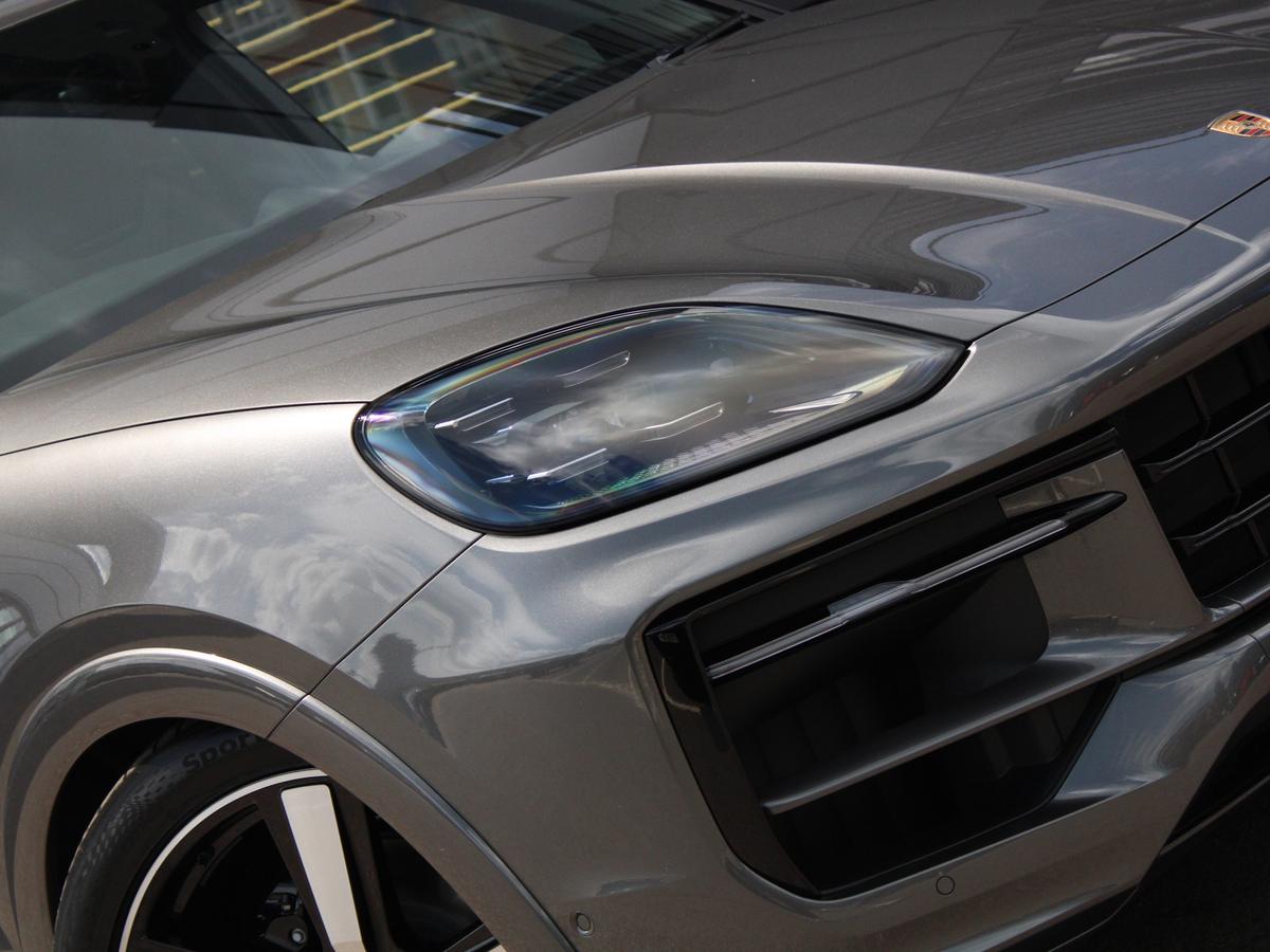 Used Porsche Cayenne 2025 for sale - 76678857: Photo 8