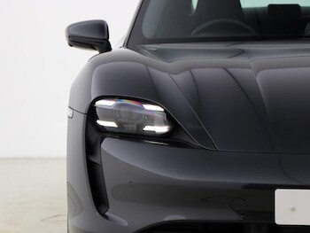 Used Porsche Taycan 2023 for sale - 77878136: Photo