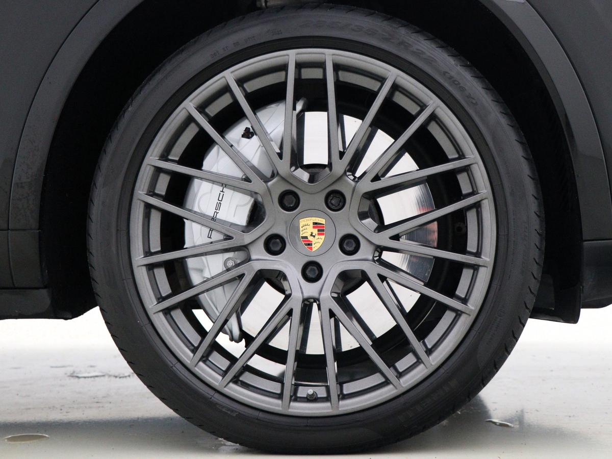 Used Porsche Cayenne 2019 for sale - 76673806: Photo 4