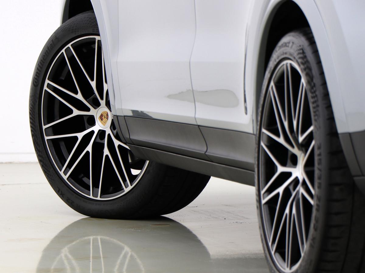 Used Porsche Cayenne 2023 for sale - 77533131: Photo 10