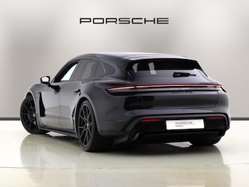 Used Porsche Taycan 2024 for sale - 76678196: Photo