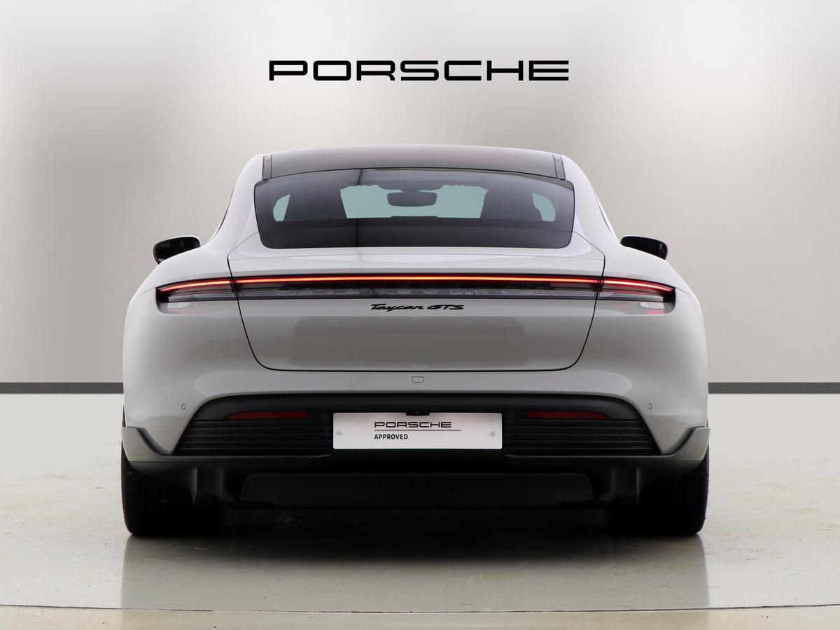 Used Porsche Taycan 2023 for sale - 76675760: Photo 8