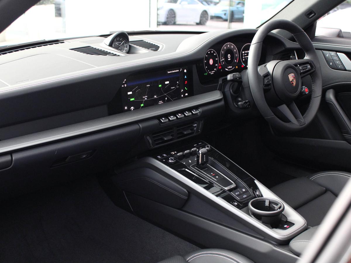 Used Porsche 911 2025 for sale - 76760653: Photo 3