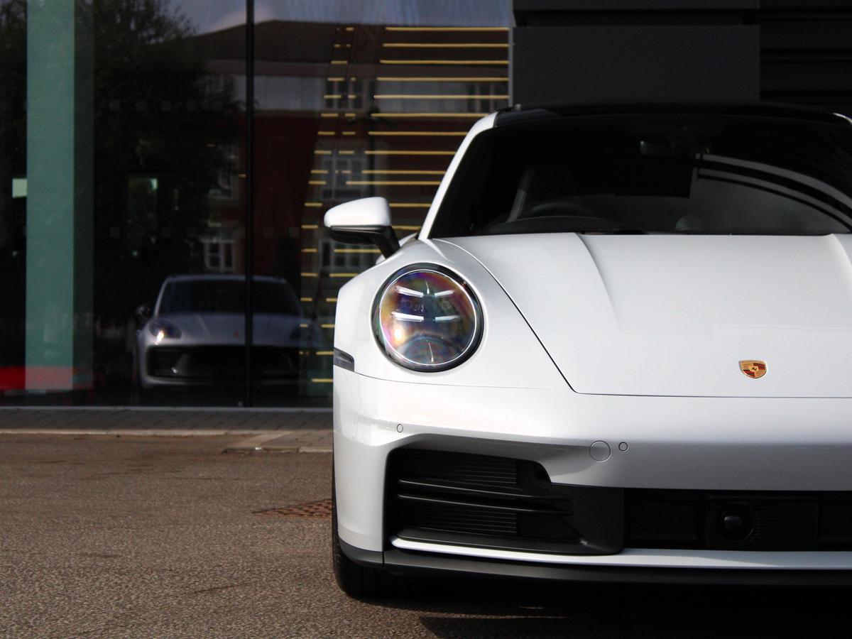 Used Porsche 911 2025 for sale - 76760653: Photo 8