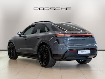 Used Porsche Macan 2025 for sale - 76679054: Photo