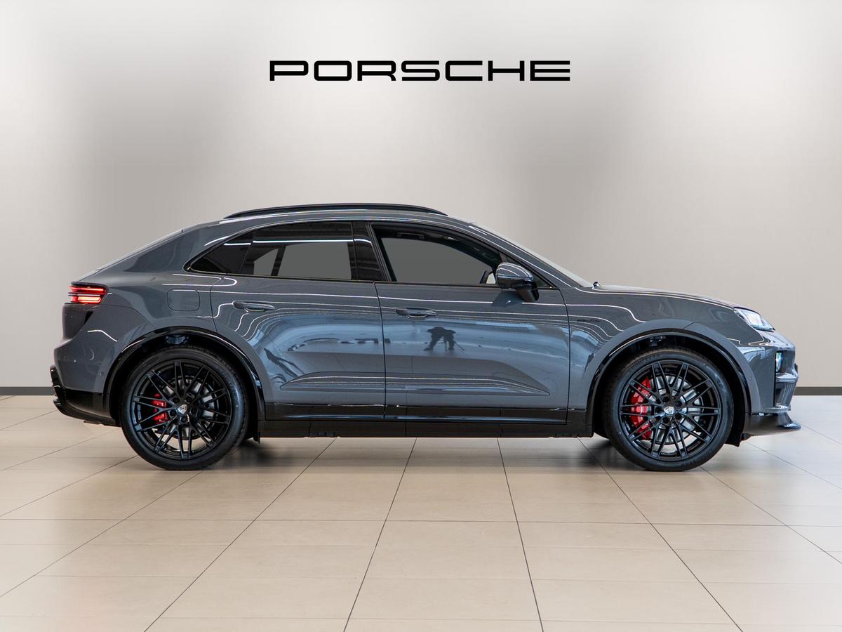 Used Porsche Macan 2025 for sale - 76679054: Photo 4
