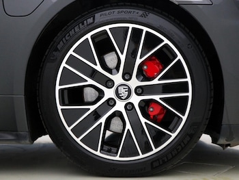 Used Porsche Taycan 2020 for sale - 78239777: Photo