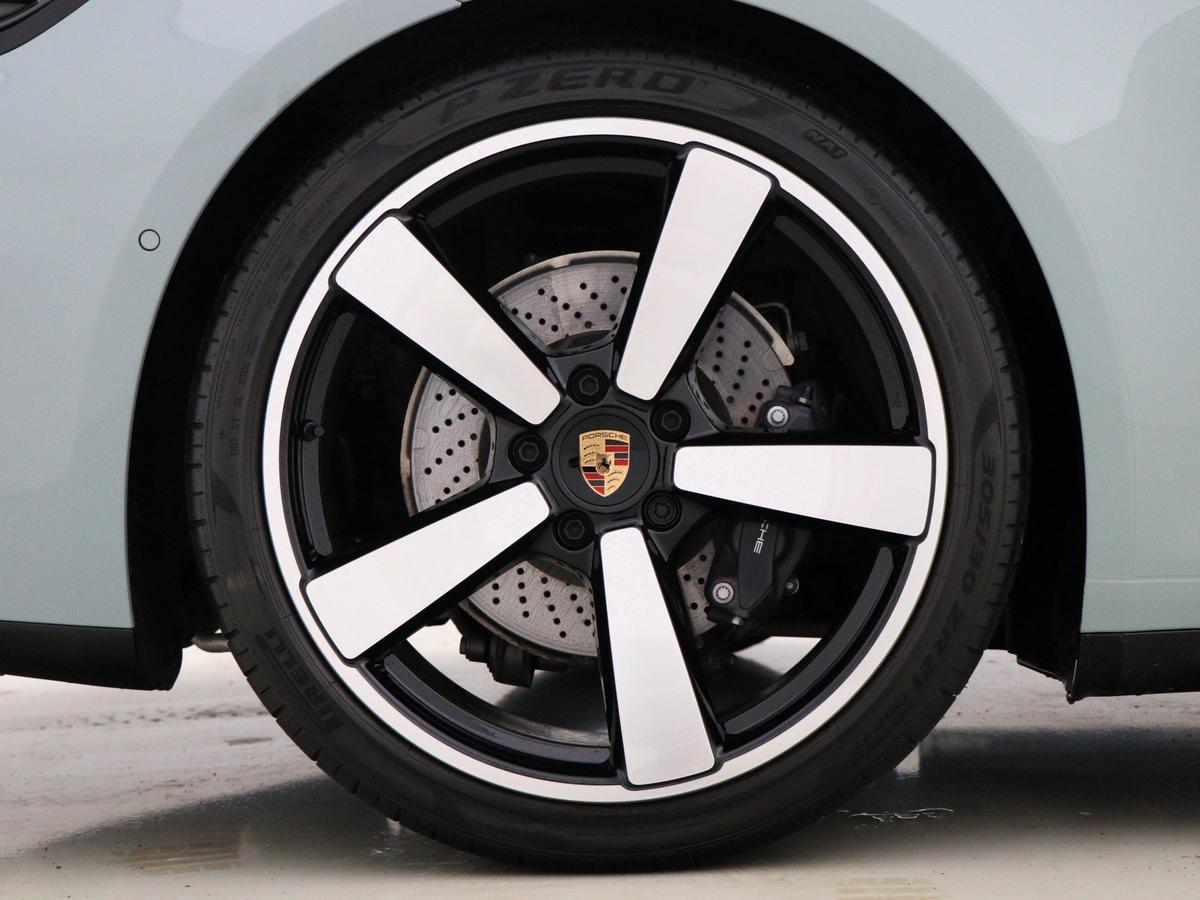 Used Porsche 911 2024 for sale - 76334037: Photo 4