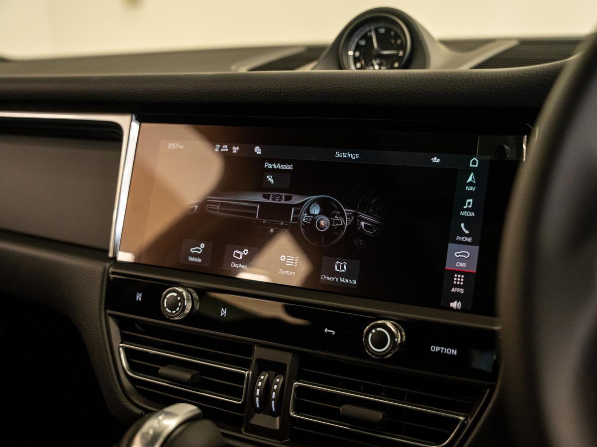 Used Porsche Macan 2025 for sale - 77533237: Photo 10