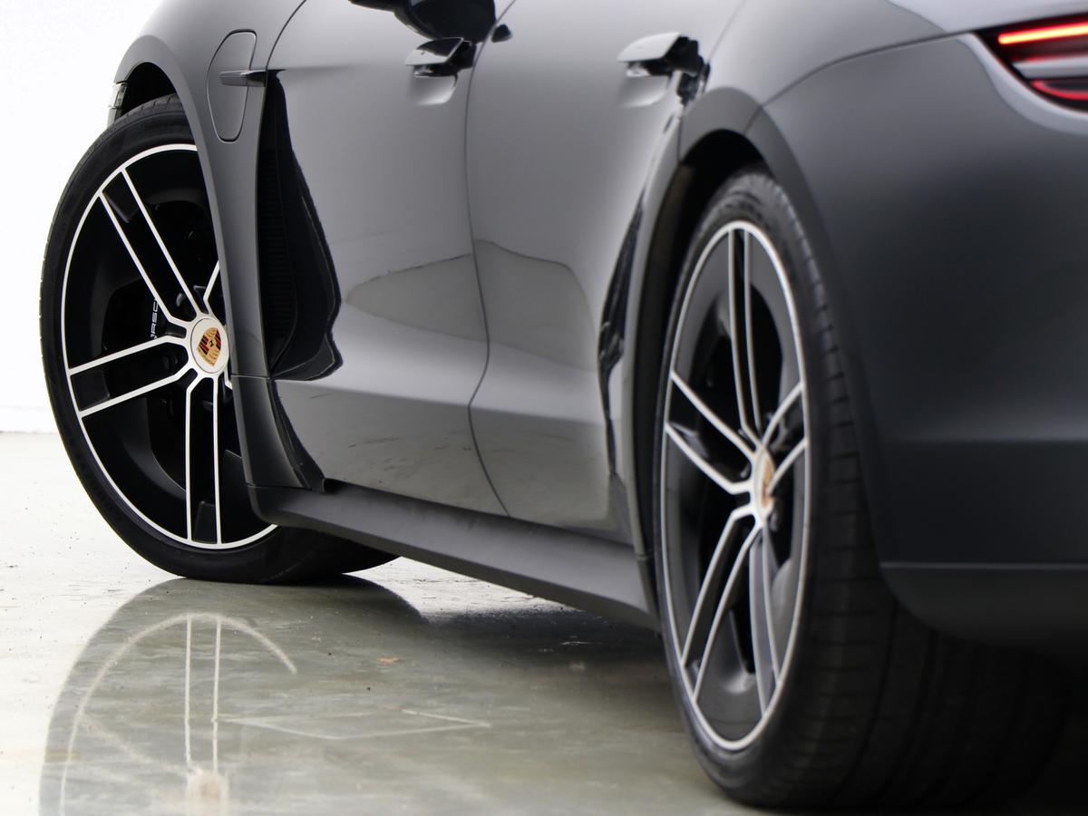 Used Porsche Taycan 2025 for sale - 78139723: Photo 10