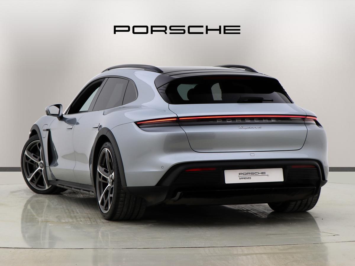 Used Porsche Taycan 2023 for sale - 77532878: Photo 2