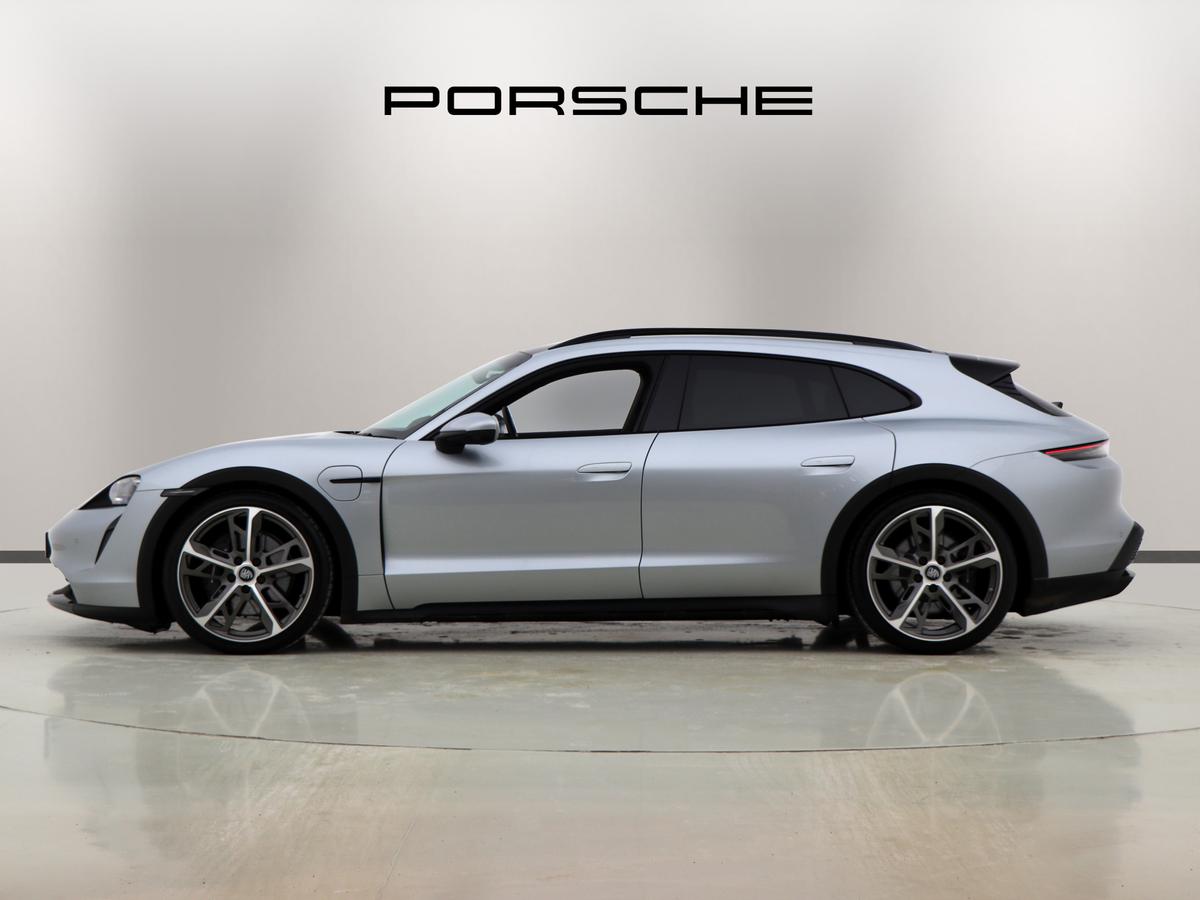 Used Porsche Taycan 2023 for sale - 77532878: Photo 6