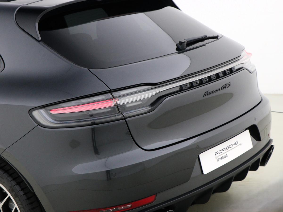 Used Porsche Macan 2021 for sale - 77033303: Photo 10