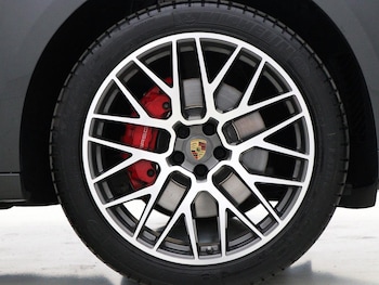 Used Porsche Macan 2021 for sale - 77033303: Photo