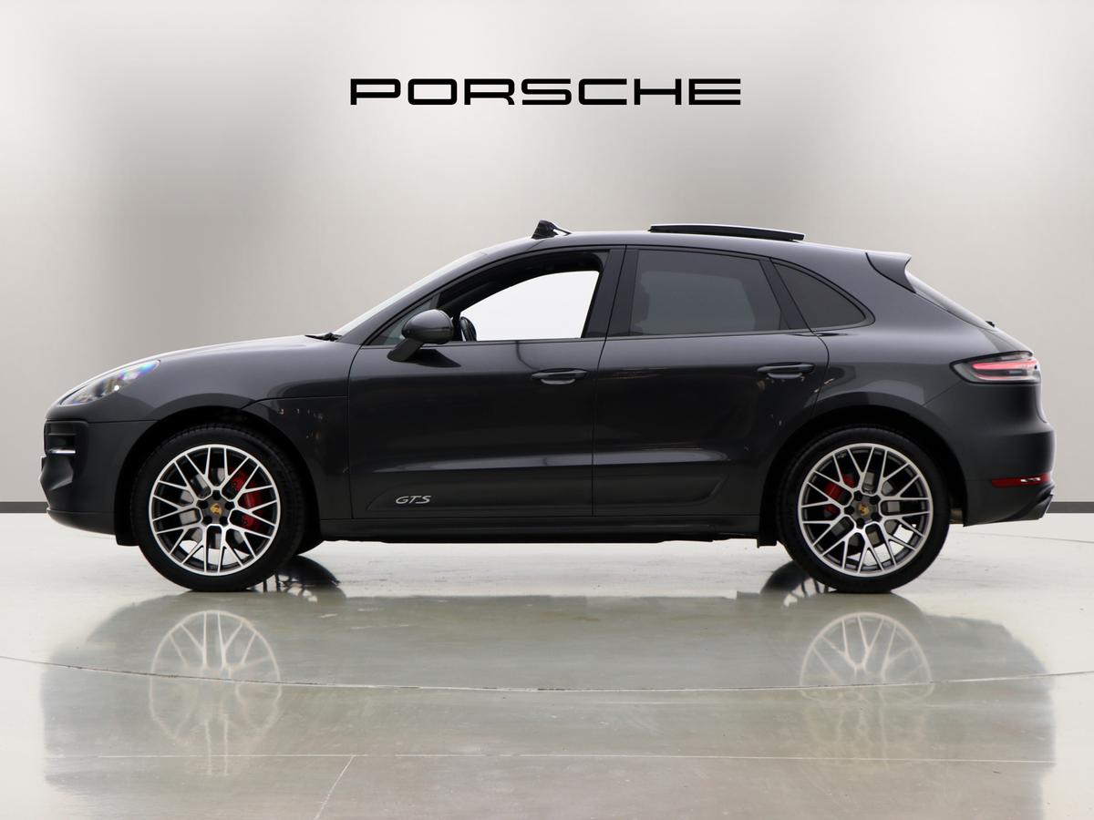 Used Porsche Macan 2021 for sale - 77033303: Photo 6