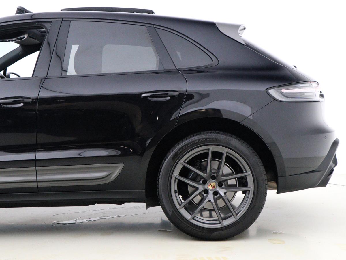 Used Porsche Macan 2025 for sale - 77533248: Photo 9