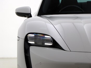 Used Porsche Taycan 2022 for sale - 77607460: Photo