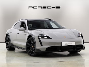 Used Porsche Taycan 2022 for sale - 77137191: Photo
