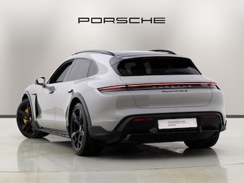 Used Porsche Taycan 2022 for sale - 77137191: Photo