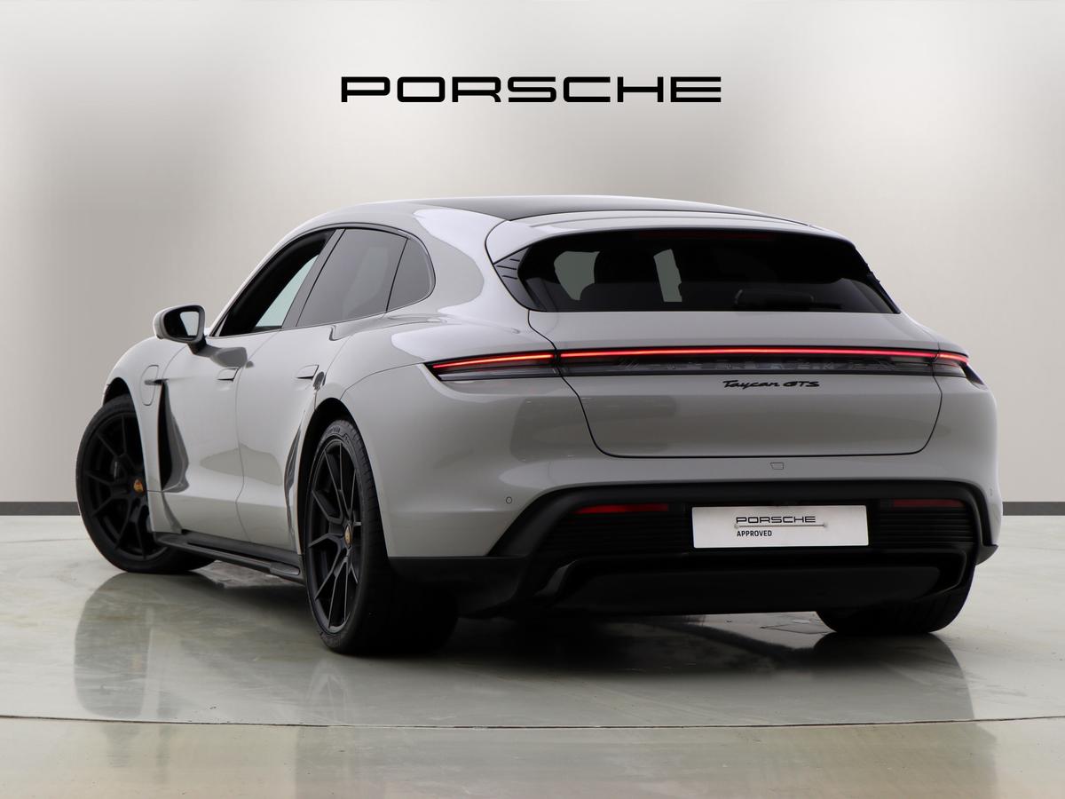 Used Porsche Taycan 2023 for sale - 77533296: Photo 2
