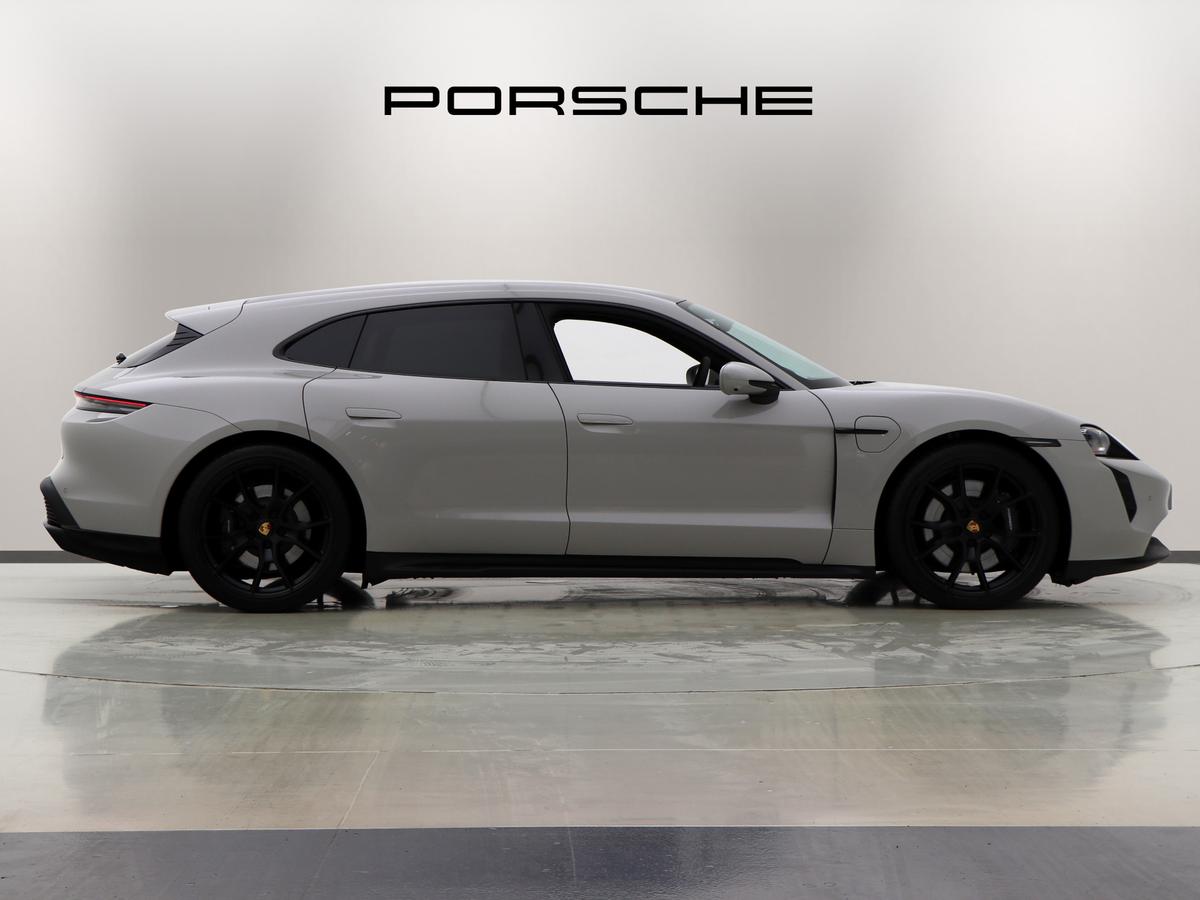 Used Porsche Taycan 2023 for sale - 77533296: Photo 5