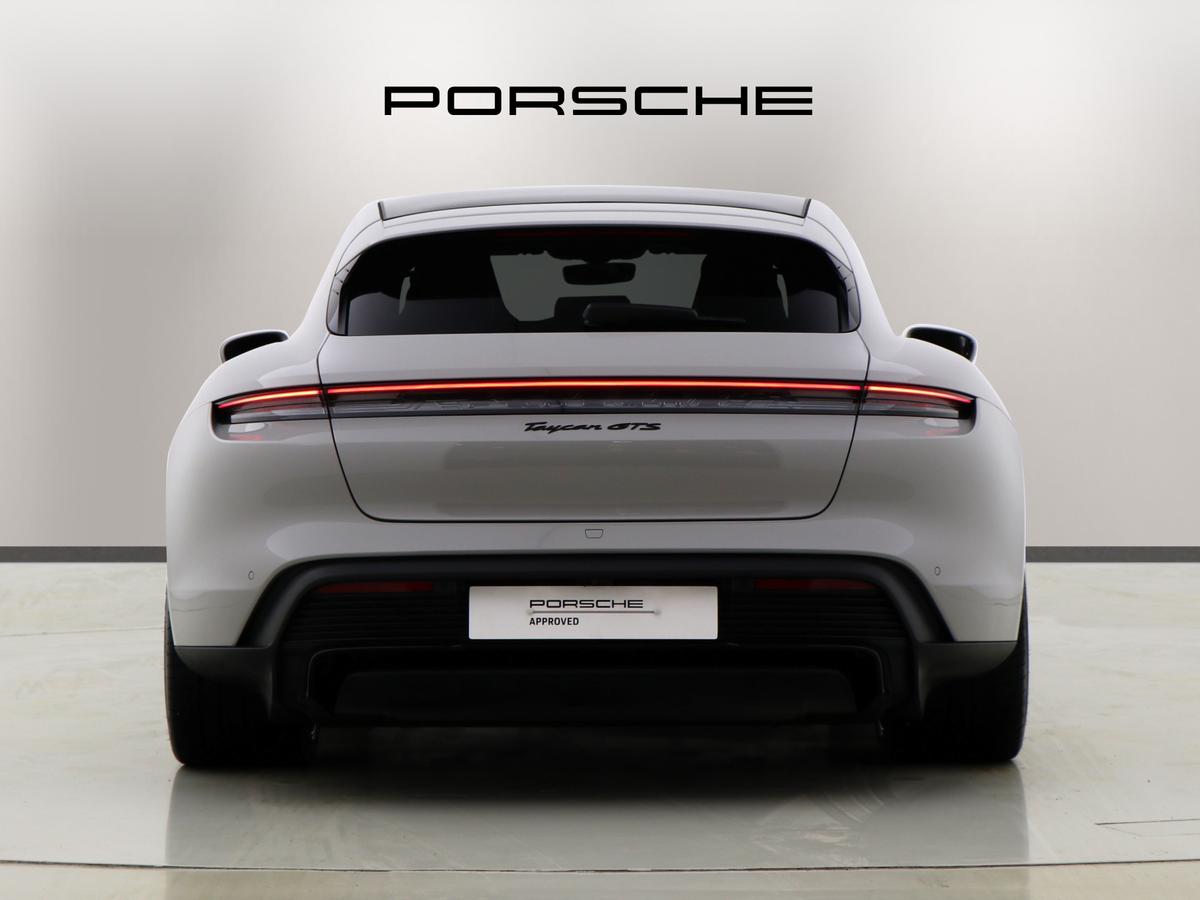 Used Porsche Taycan 2023 for sale - 77533296: Photo 8