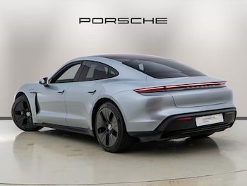Used Porsche Taycan 2021 for sale - 76681343: Photo