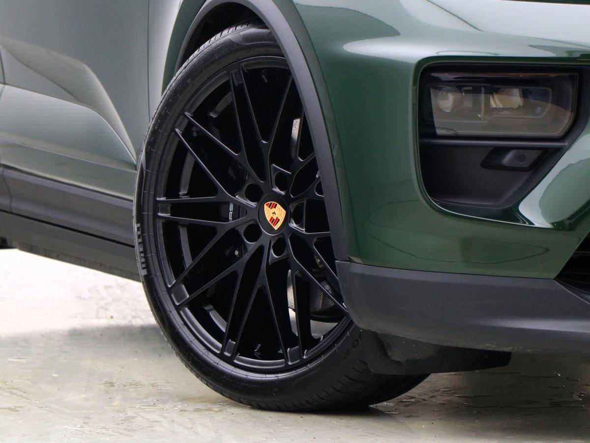 Used Porsche Macan 2025 for sale - 77420980: Photo 10