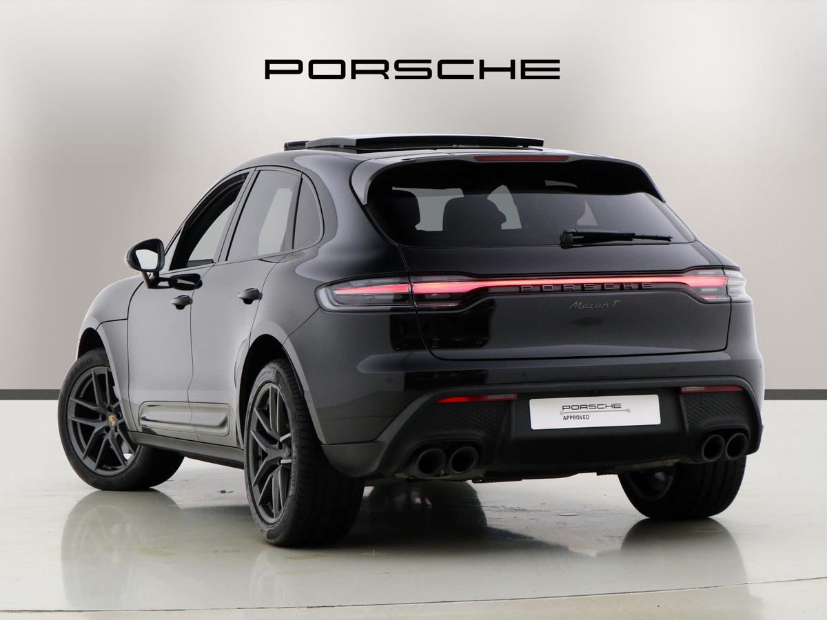 Used Porsche Macan 2025 for sale - 78161872: Photo 2