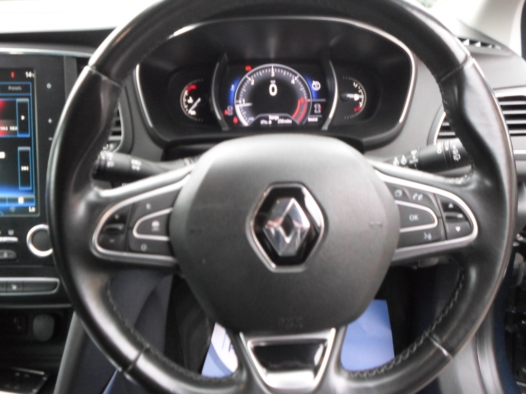 Used Renault Megane 2016 for sale - 75996590: Photo 5