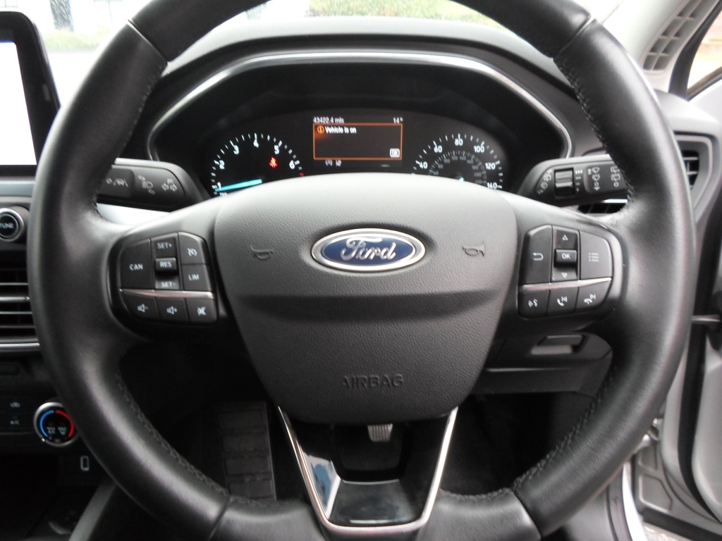 Used Ford Focus 2019 for sale - 76017980: Photo 5