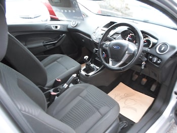 Used Ford Fiesta 2013 for sale - 69235476: Photo