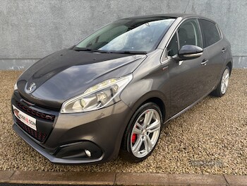 Used Peugeot 208 2018 for sale - 77926397: Photo