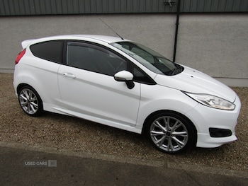Used Ford Fiesta 2015 for sale - 75590113: Photo