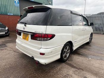 Used Toyota Previa undefined for sale - 76507850: Photo