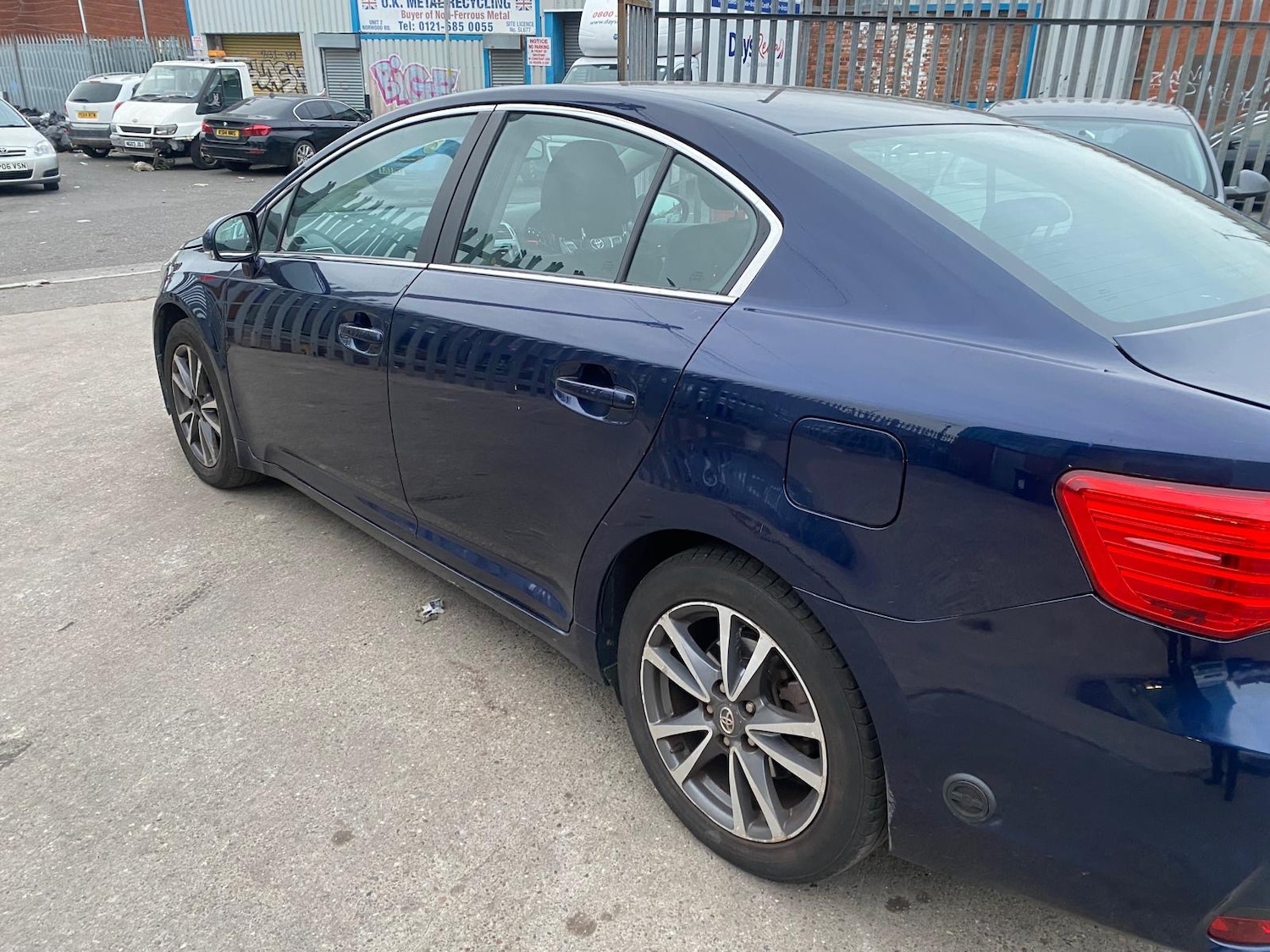 Used Toyota Avensis 2012 for sale - 76317253: Photo 5