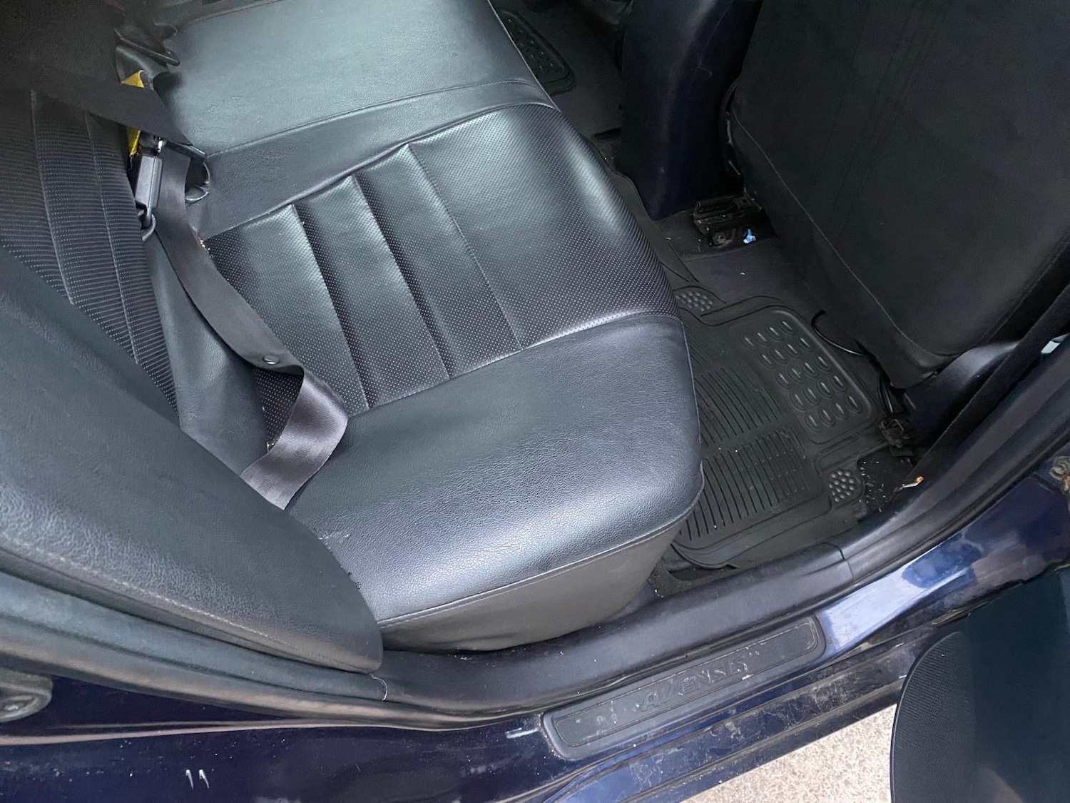 Used Toyota Avensis 2012 for sale - 76317253: Photo 7