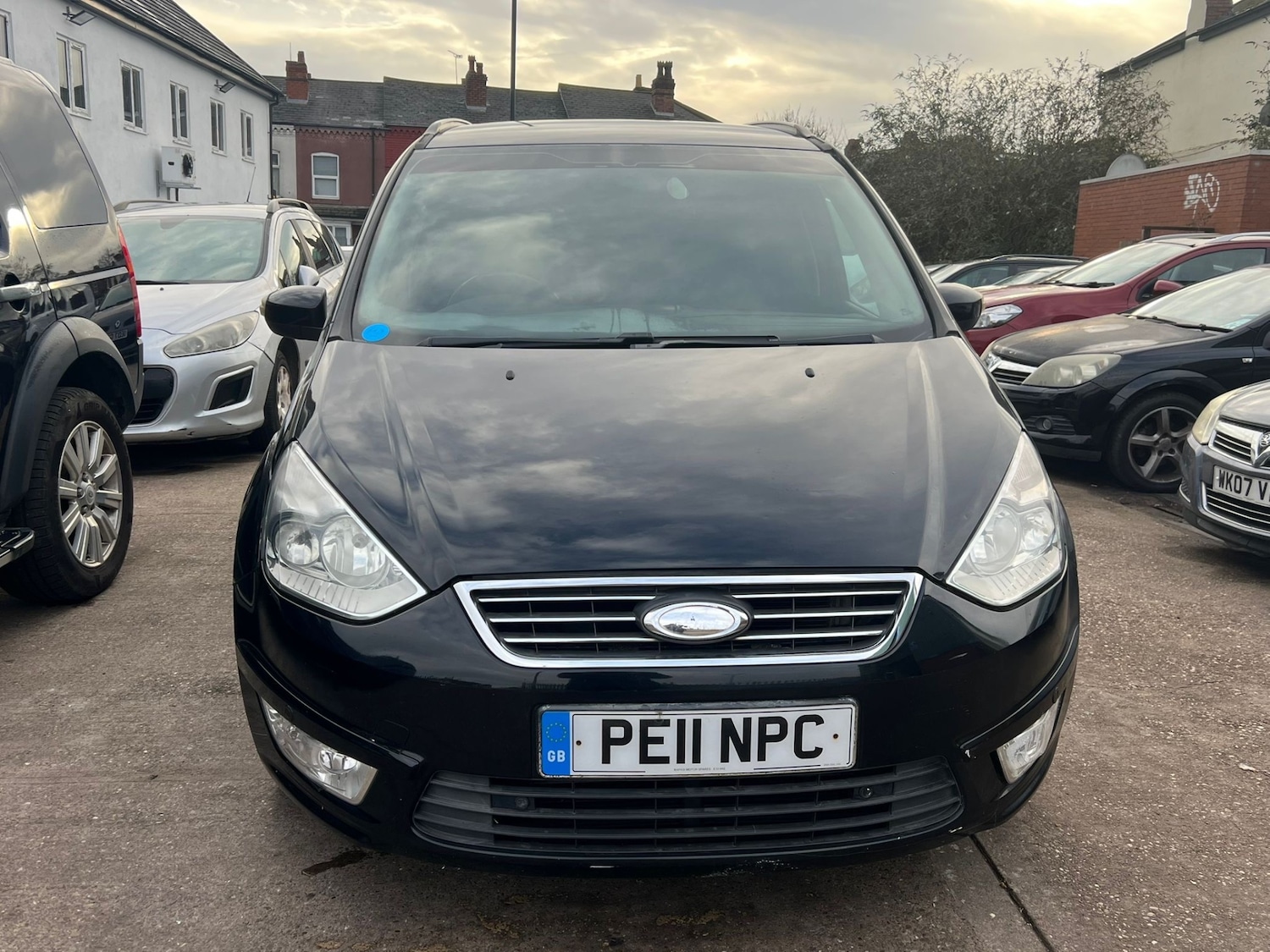 Used Ford Galaxy 2011 for sale - 76831263: Photo 2