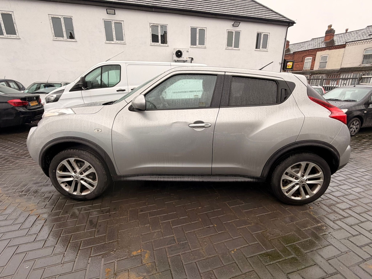 Used Nissan Juke 2012 for sale - 77247443: Photo 9