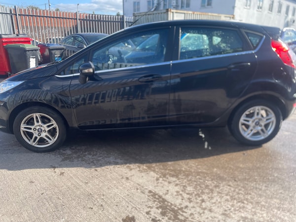Used Ford Fiesta 2013 for sale - 76115454: Photo 4