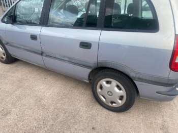 Used Vauxhall Zafira 2002 for sale - 74826328: Photo