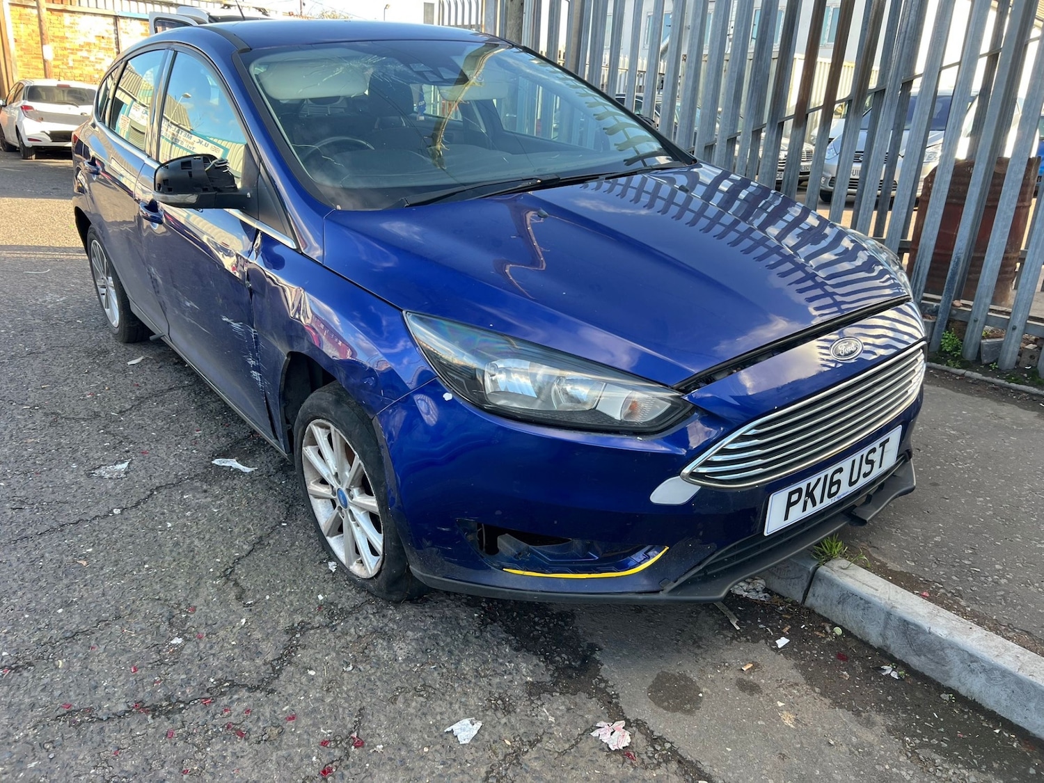 Used Ford Focus 2016 for sale - 76375627: Photo 3
