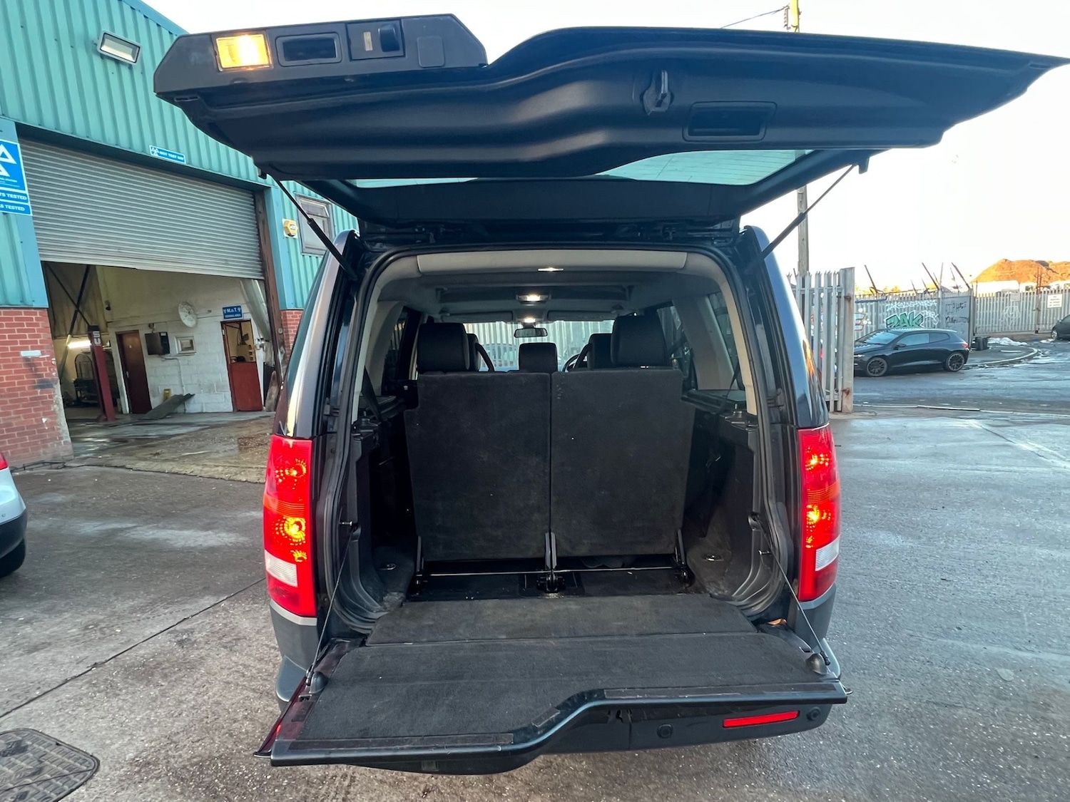 Used Land Rover Discovery 2008 for sale - 76818047: Photo 9