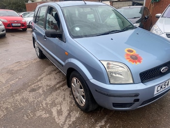 2004 (54) - 1.4 2 5dr Auto
