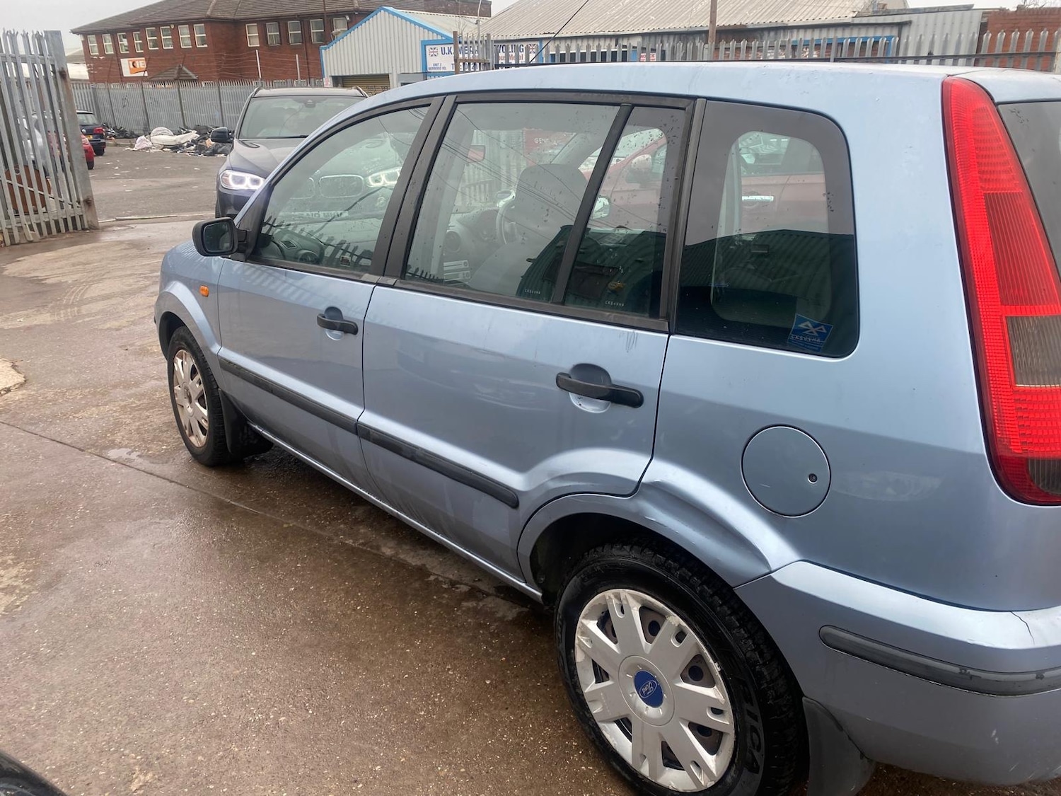 Used Ford Fusion 2004 for sale - 76317251: Photo 5